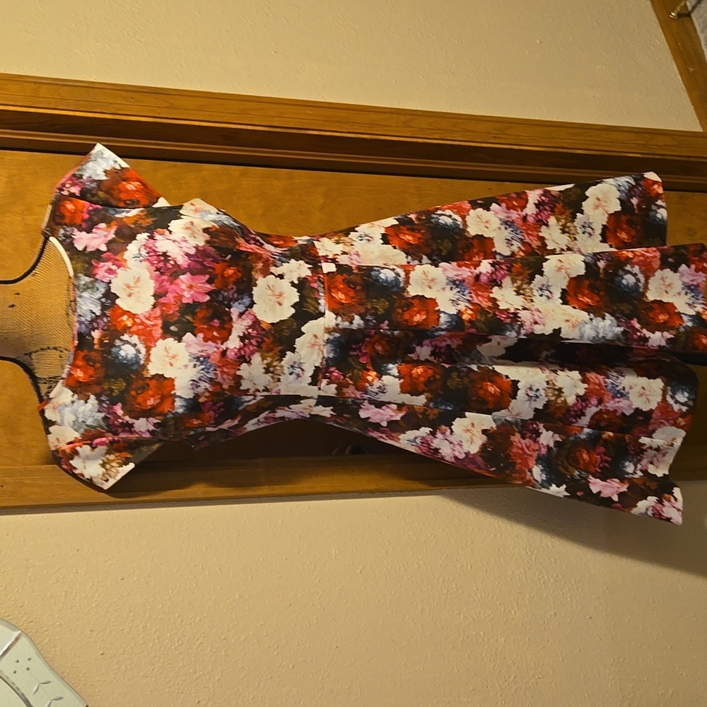 Kaya & Sloane, Size M
